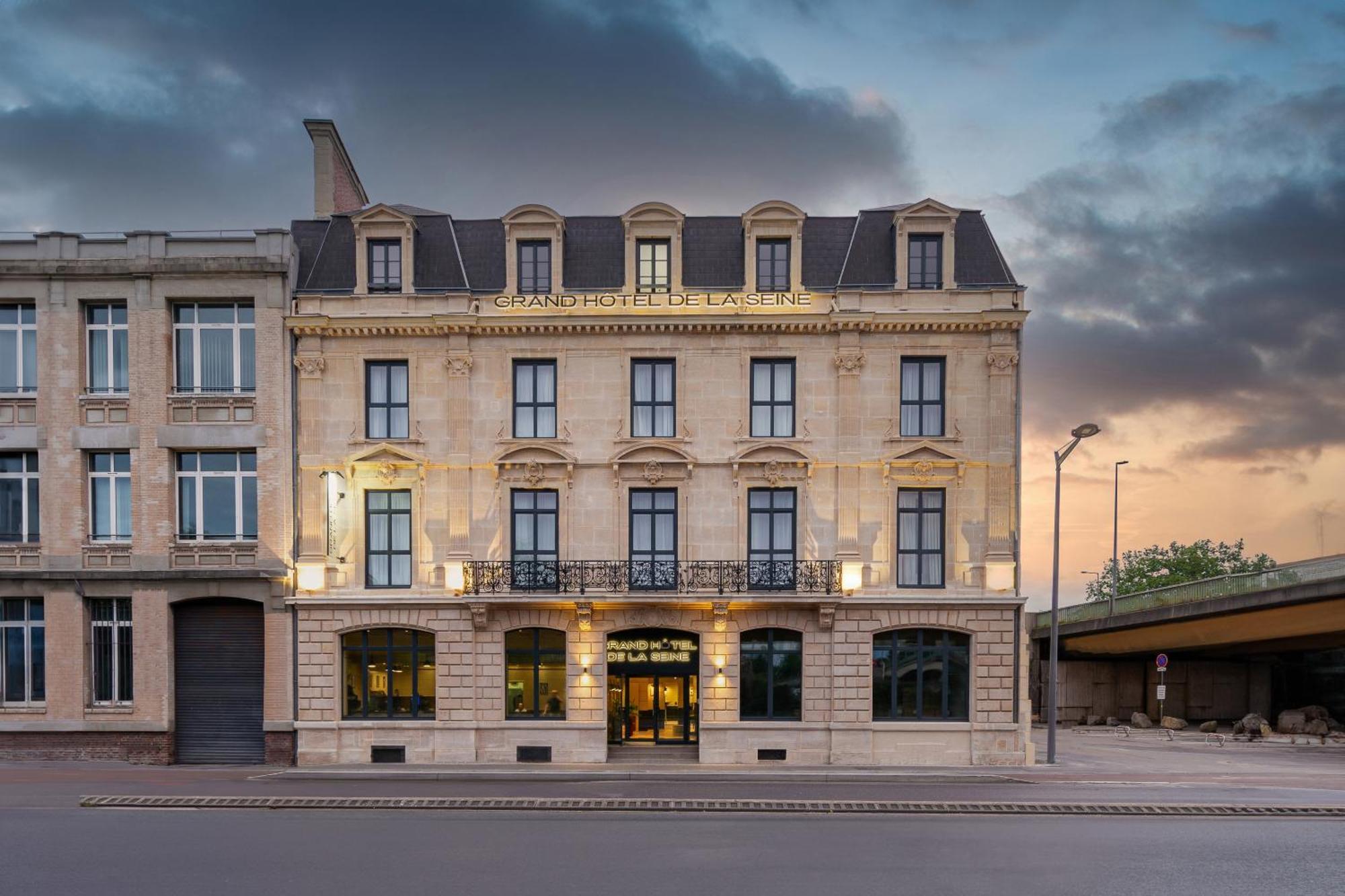 Grand Hotel De La Seine Rouen Bagian luar foto